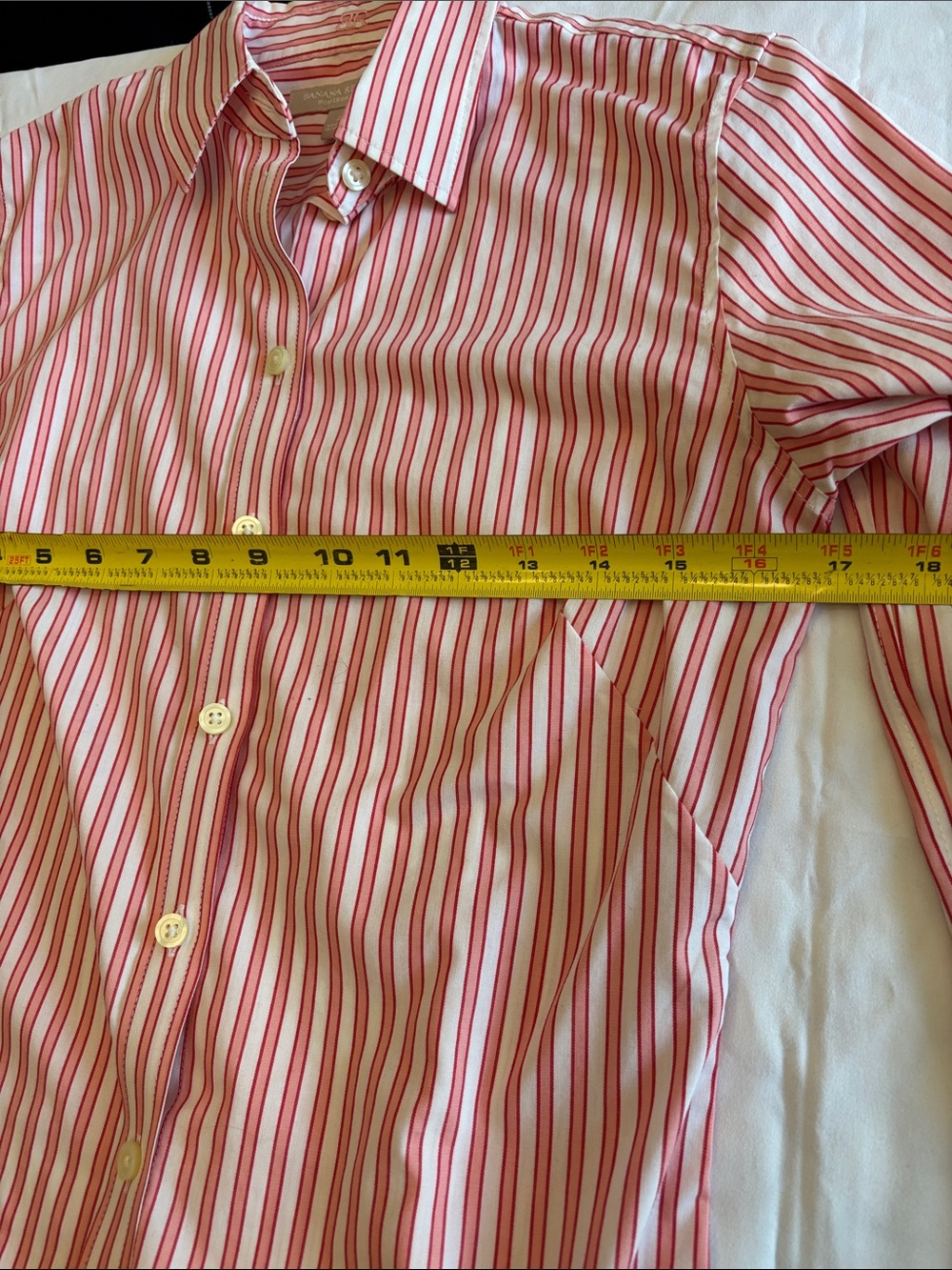 Women’s Banana Republic Pink Stripe Button-Up Shirt - Picture 6 of 9